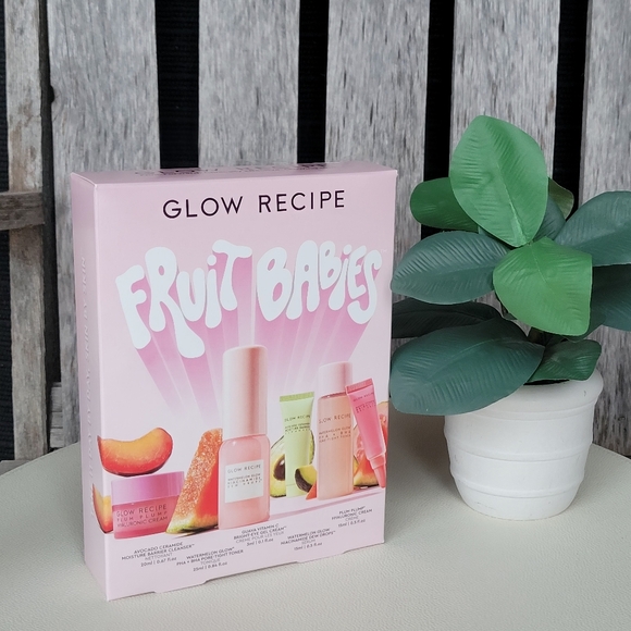 Glow Recipe Other - Glow Recipe Fruit Babies Set in Pink and Green